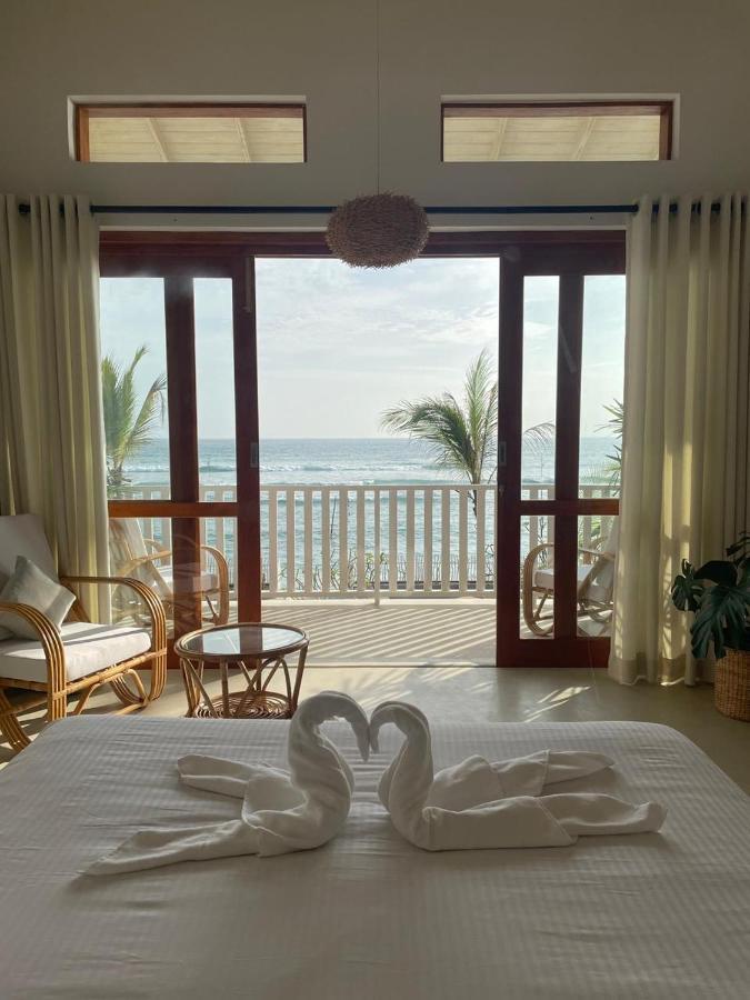 Lihinya Beach Villa Ahangama Exteriör bild