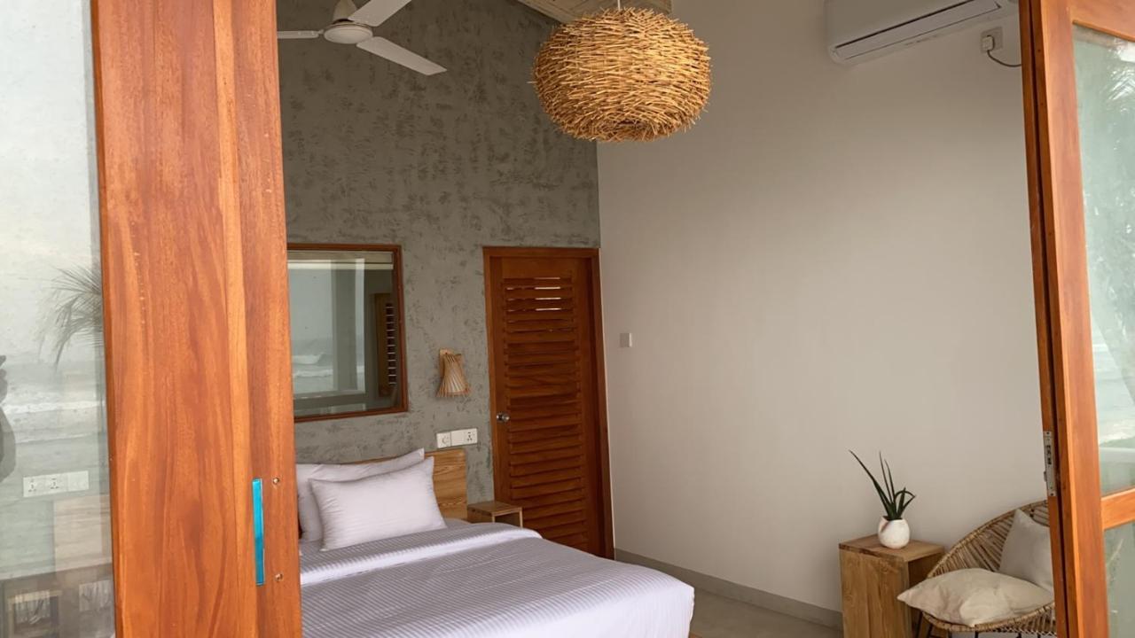 Lihinya Beach Villa Ahangama Exteriör bild