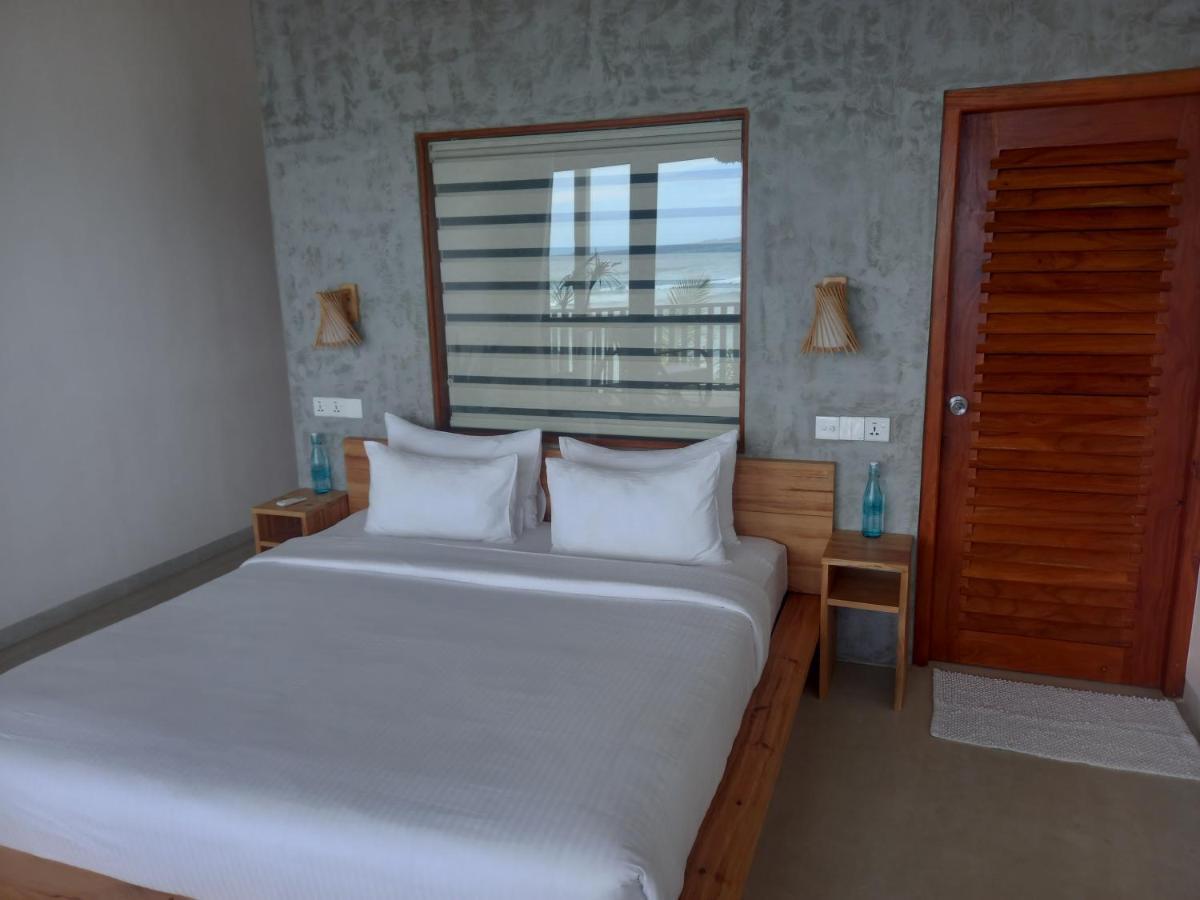 Lihinya Beach Villa Ahangama Exteriör bild